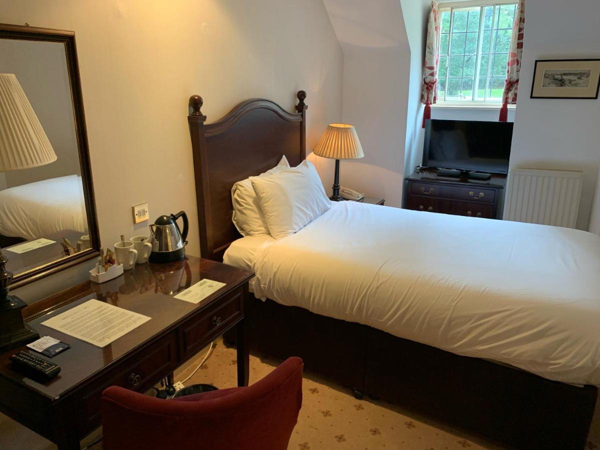 Flitwick Manor Hotel Екстериор снимка