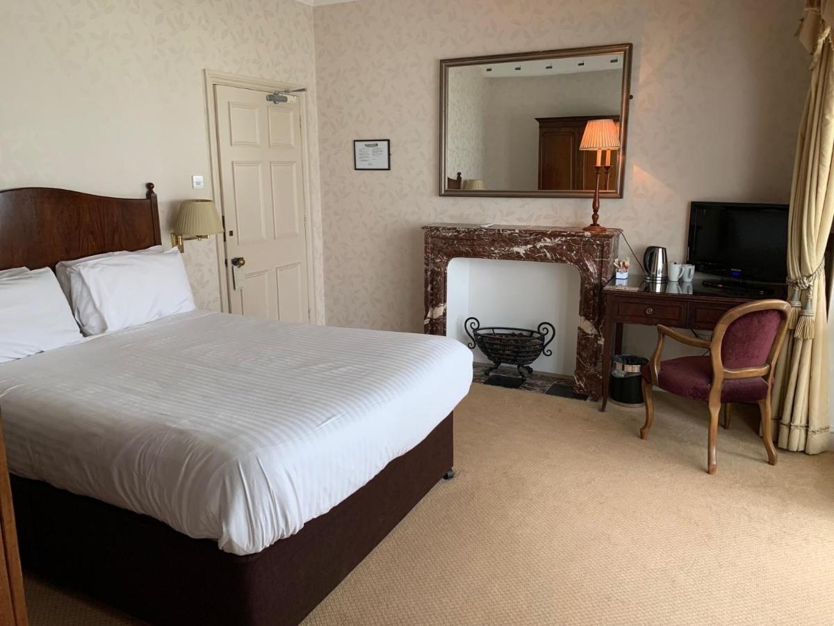 Flitwick Manor Hotel Екстериор снимка