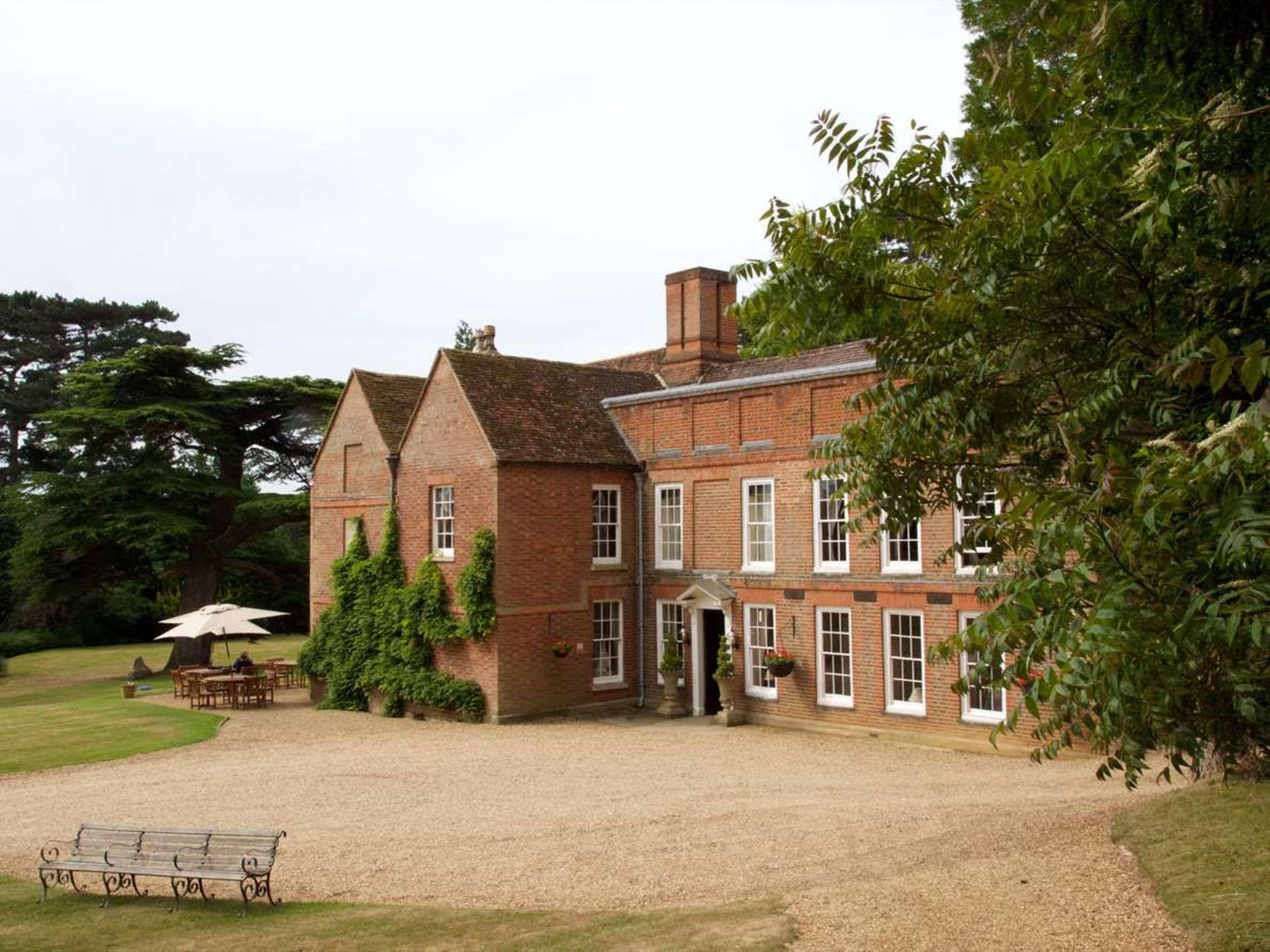 Flitwick Manor Hotel Екстериор снимка